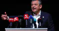 YENİ Parti lideri Özgür Özel: Demokrasi ya da otokrasi için tarihi dönemeci aşıyoruz!