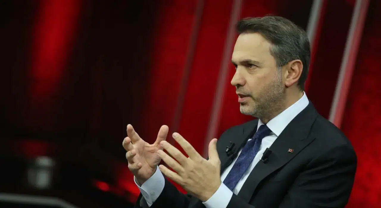 Bakan Bayraktar'dan enerji fiyatları açıklaması: 2026'da enflasyon düzeltmesi olabileceği sinyali!