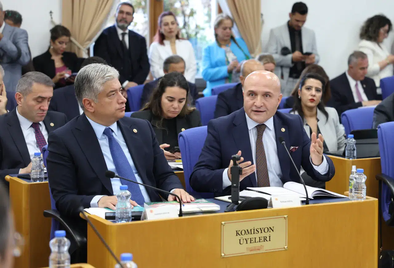 Bütçe görüşmelerinde konuşan İYİ Partili Erhan Usta: "Türkiye 'tükeniş bütçesi' ile karşı karşıya"