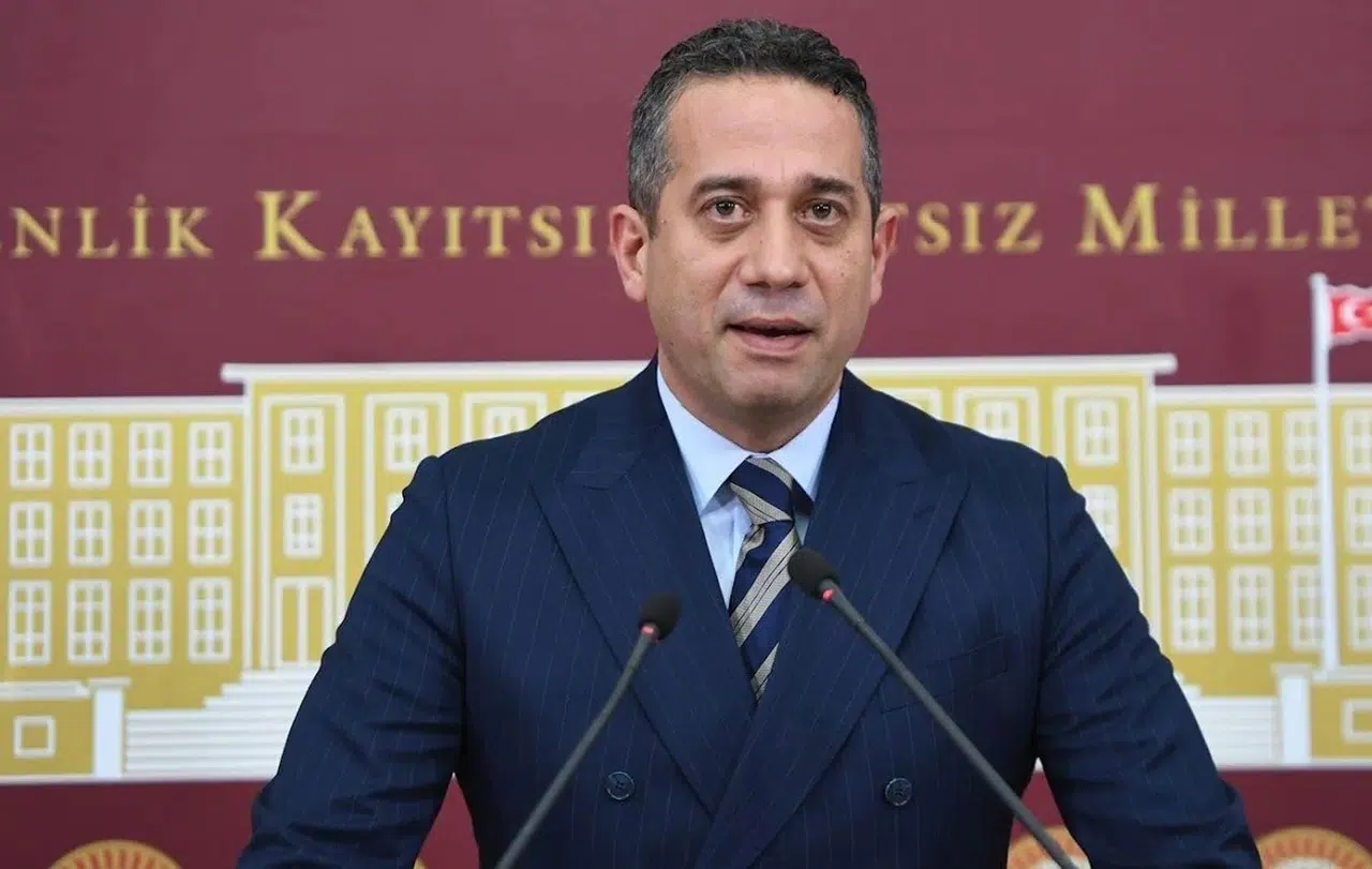 CHP'Lİ BAŞARIR: “UZUN ZAMAN SARAY YÖNETİMİ ALTINDA EZİLEN BİR MİLLET, KAZANDIĞI BU BÜYÜK ZAFERDEN SONRA KENDİ EGEMENLİĞİNİ ELİNE ALMIŞTIR”