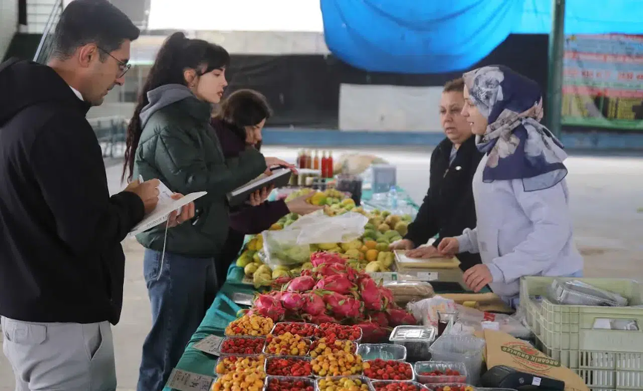 Çankaya'nın Organik Pazarları Güvenli Gıda İçin Denetleniyor