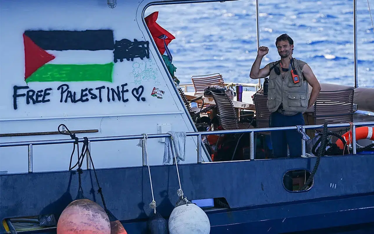 İsrail, Gazze'ye yardım taşıyan Küresel Sumud Filosu'nun üzerindeki baskısını artırdı