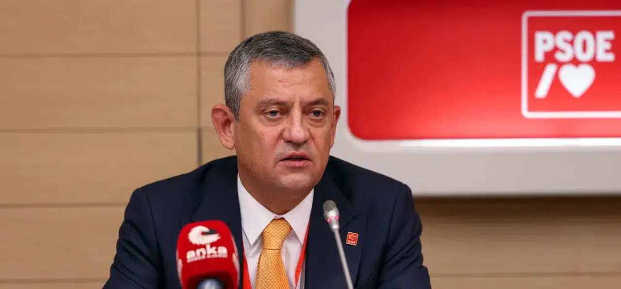 CHP lideri Özgür Özel: Otoriterlik, mücadele ve dayanışma ile yenilmeye mahkumdur