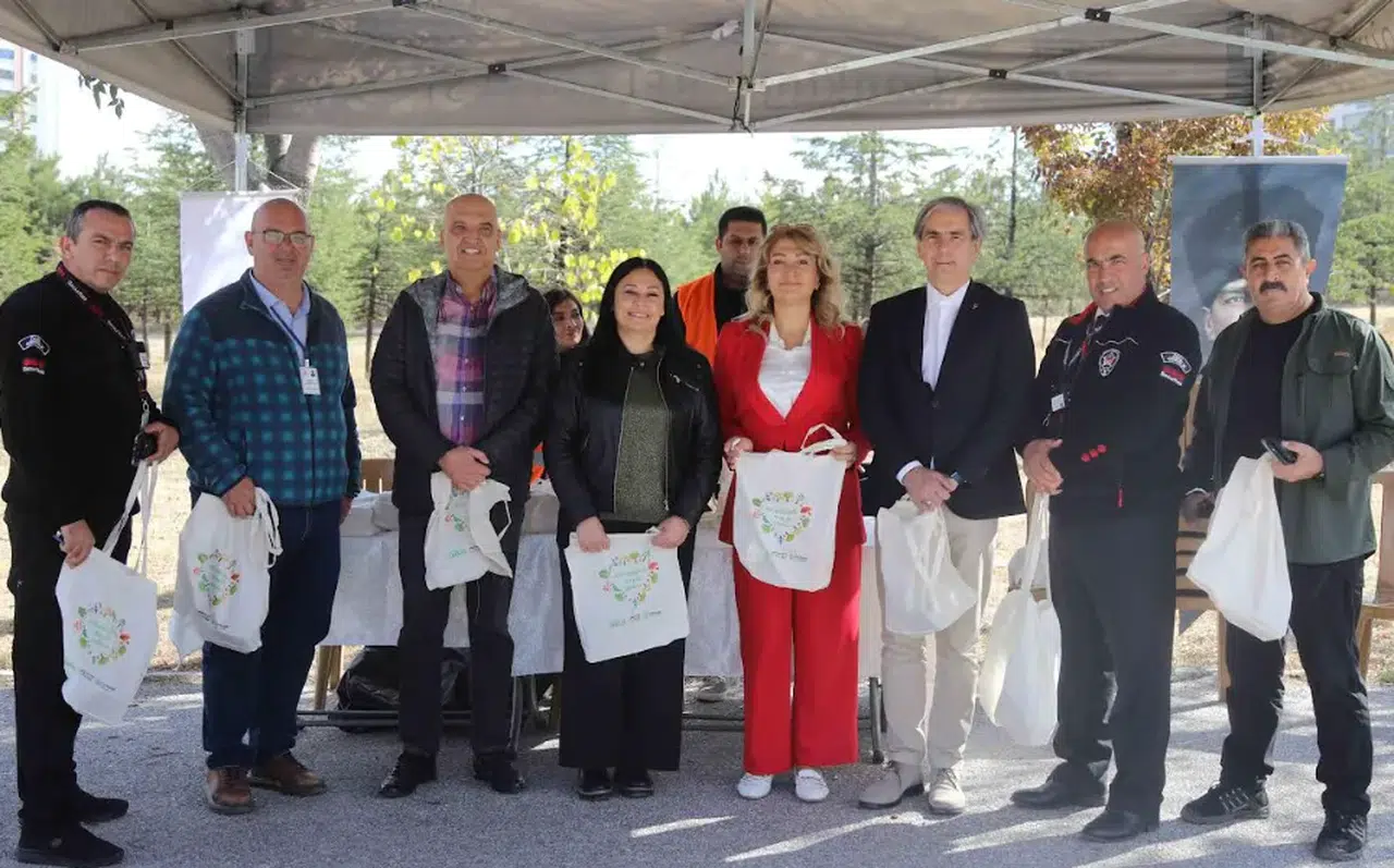 Çankaya'da Elektronik Atık Günü'nde Sürdürülebilir Yaşam İçin Etkinlik Düzenlendi