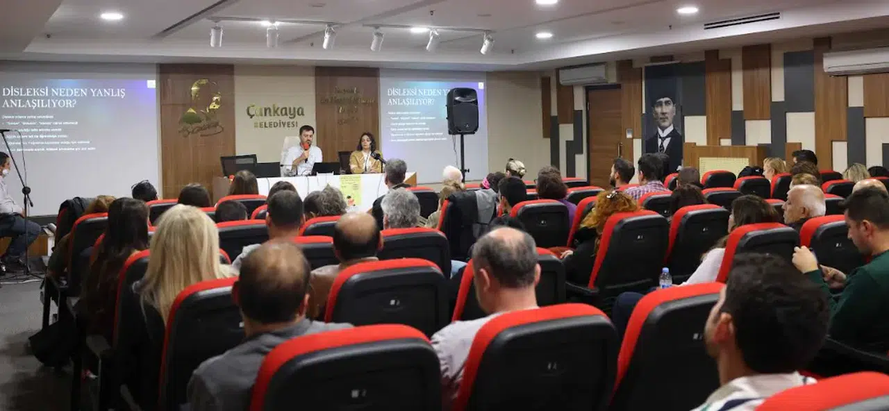 Çankaya'da Disleksiye Dikkat Çeken Bilgilendirici Panel Düzenlendi