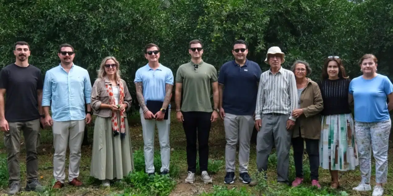 Bodrum Belediye Başkanı Tamer Mandalinci Hasatta: Üreticiye Büyük Katkı