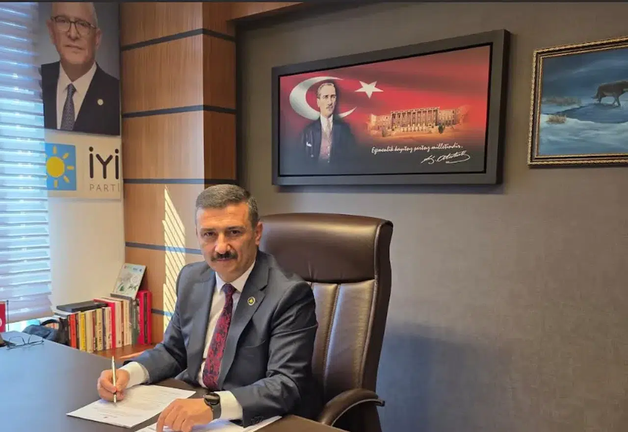 İYİ Parti Bursa Milletvekili Selçuk Türkoğlu, 43 soru önergesiyle TBMM'de rekor kırdı!