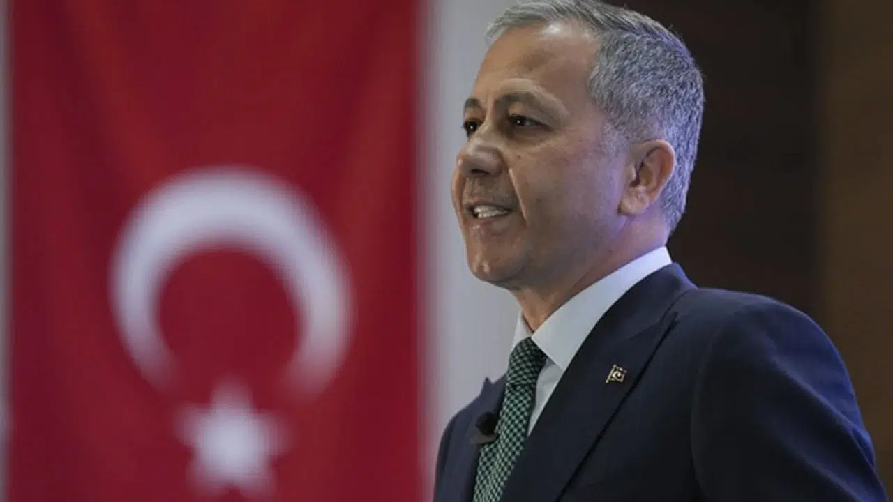 500 Suçlunun İadesi: Bakan Yerlikaya'dan Kırmızı Bülten Başarısı Açıklaması