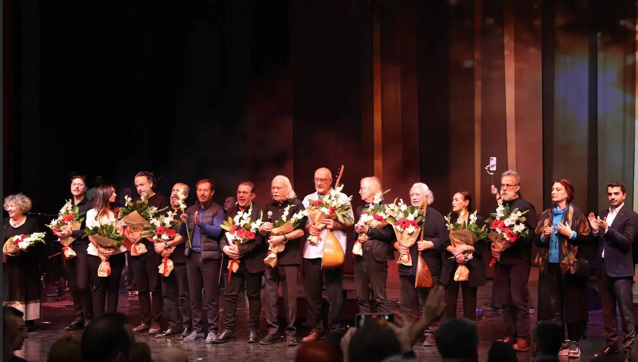 CUMHURİYET’İN YILDIZLARI ATATÜRK SANAT MERKEZİ’NDE