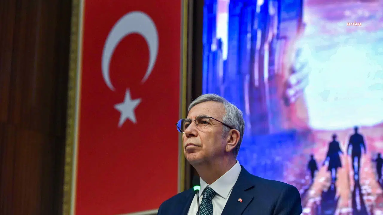 Mansur Yavaş'tan Ankara'nın 102. Yılına Kutlama Mesajı: "Bağımsızlığın ve Cumhuriyet'in Işığıdır"