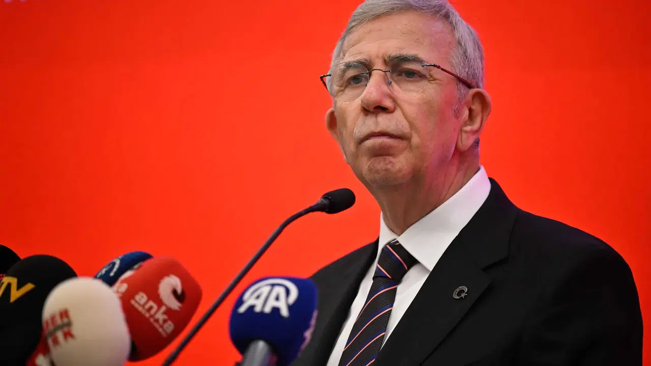 Mansur Yavaş'tan İmamoğlu'na casusluk suçlamasına sert tepki: "Adalet kavramını yerle bir etmektir"