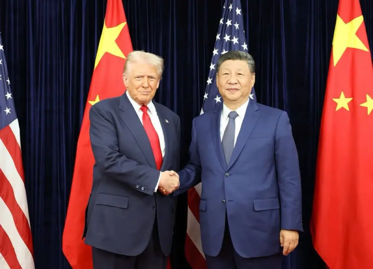Trump ve Xi görüşmesinde gümrük tarifeleri ve nadir toprak elementleri çözüldü