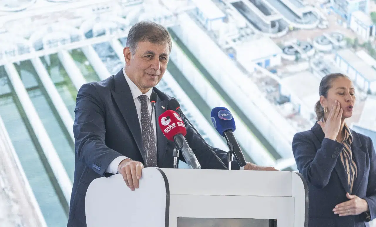 Cemil Tugay’dan İzmirlilere müjde: Ocakta suya zam yapmayacağız