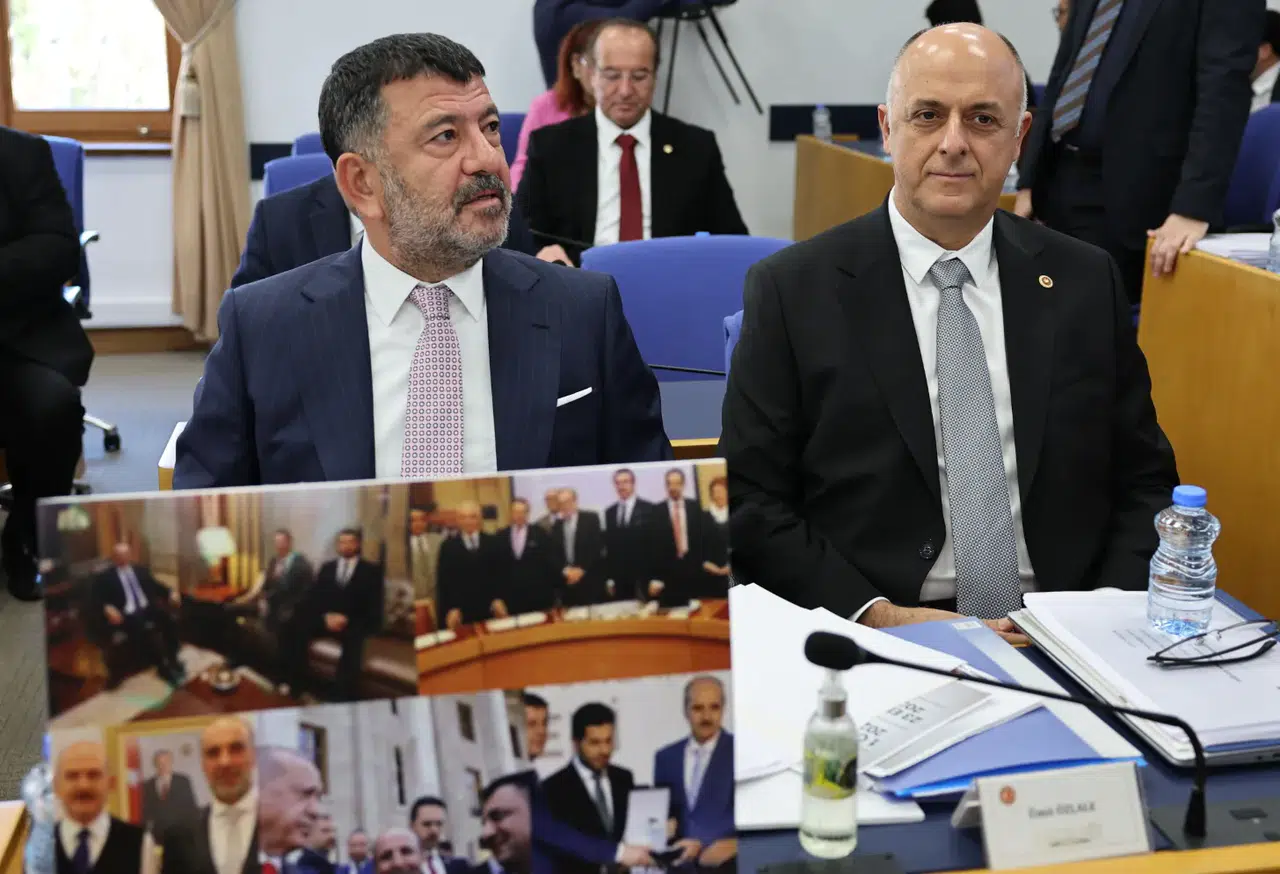 CHP'li Veli Ağbaba'dan iktidara: Memleket yanıyor ama siz bu krizi aşmak için CHP'ye savaş ilan etmişsiniz