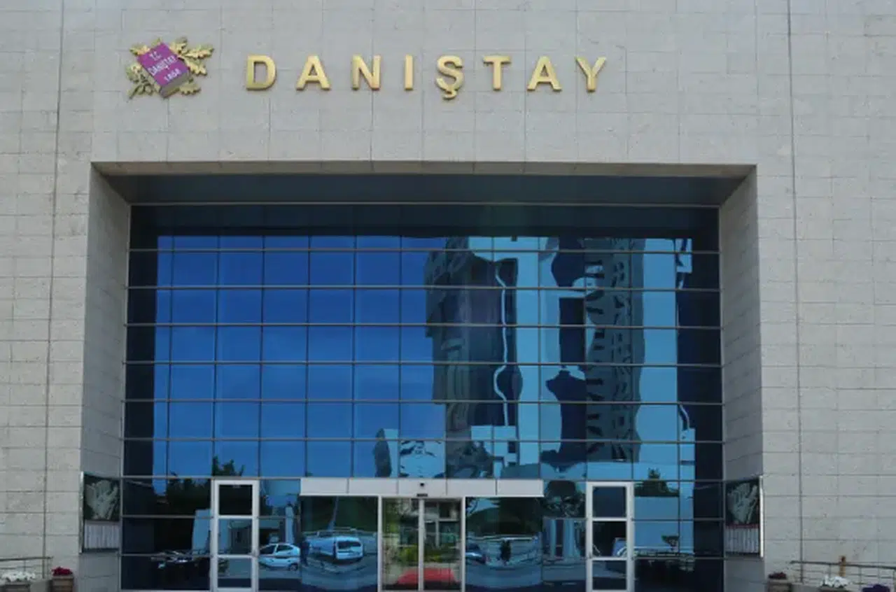 Danıştay'dan EYT kararı: Erken emeklilik talebi olmayanların resen emekli edilemeyeceğine karar verdi