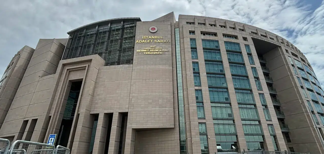 Kapalıçarşı'da dördüncü operasyon: 76 gözaltı, 335 milyon lira değerinde mal varlığına el konuldu