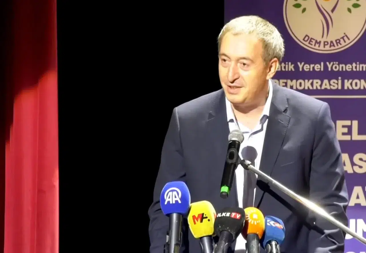 DEM Parti: Biz Ekrem İmamoğlu ile Ahmet Türk'ü hiç ayırt etmedik