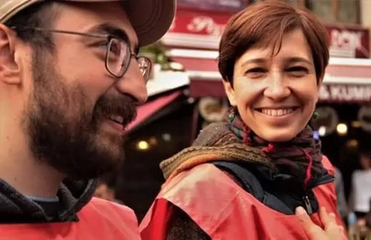 Nuriye Gülmen ve Semih Özakça'nın evine gece yarısı polis baskını