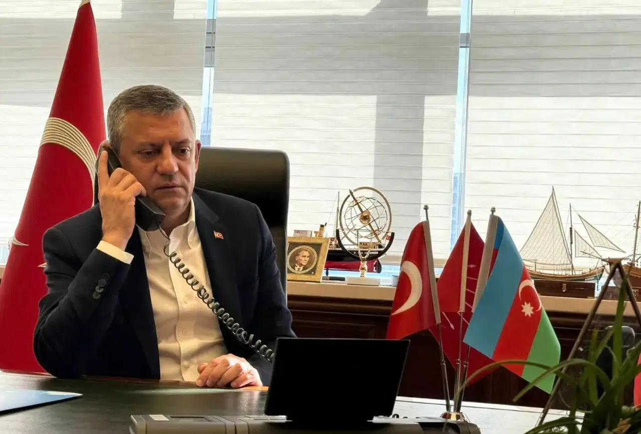 CHP lideri Özgür Özel, Aliyev aradı: Azerbaycan'ın Zafer Günü kutladı