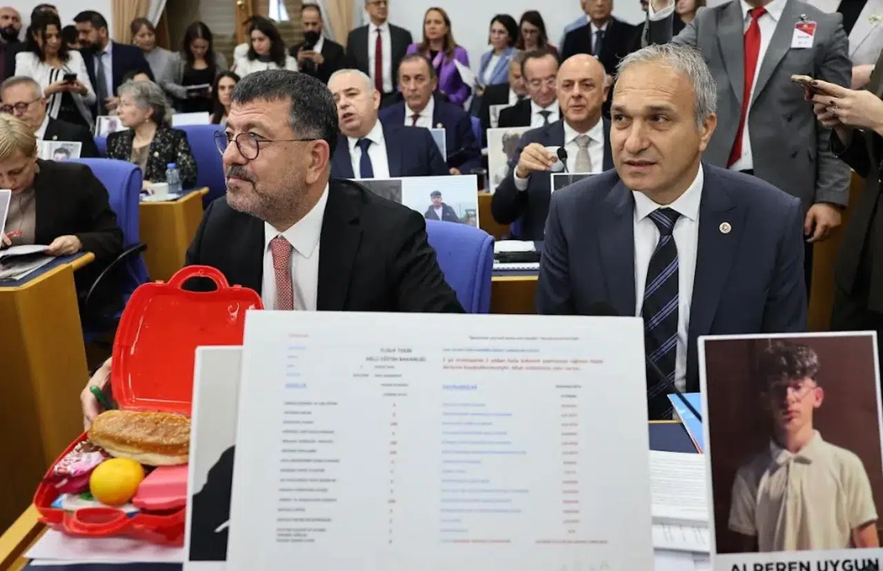 CHP'li Ağbaba'dan Milli Eğitim Bakanı'na karne not: Atatürk ilke ve devrim tarihine bağlılık notu sıfır