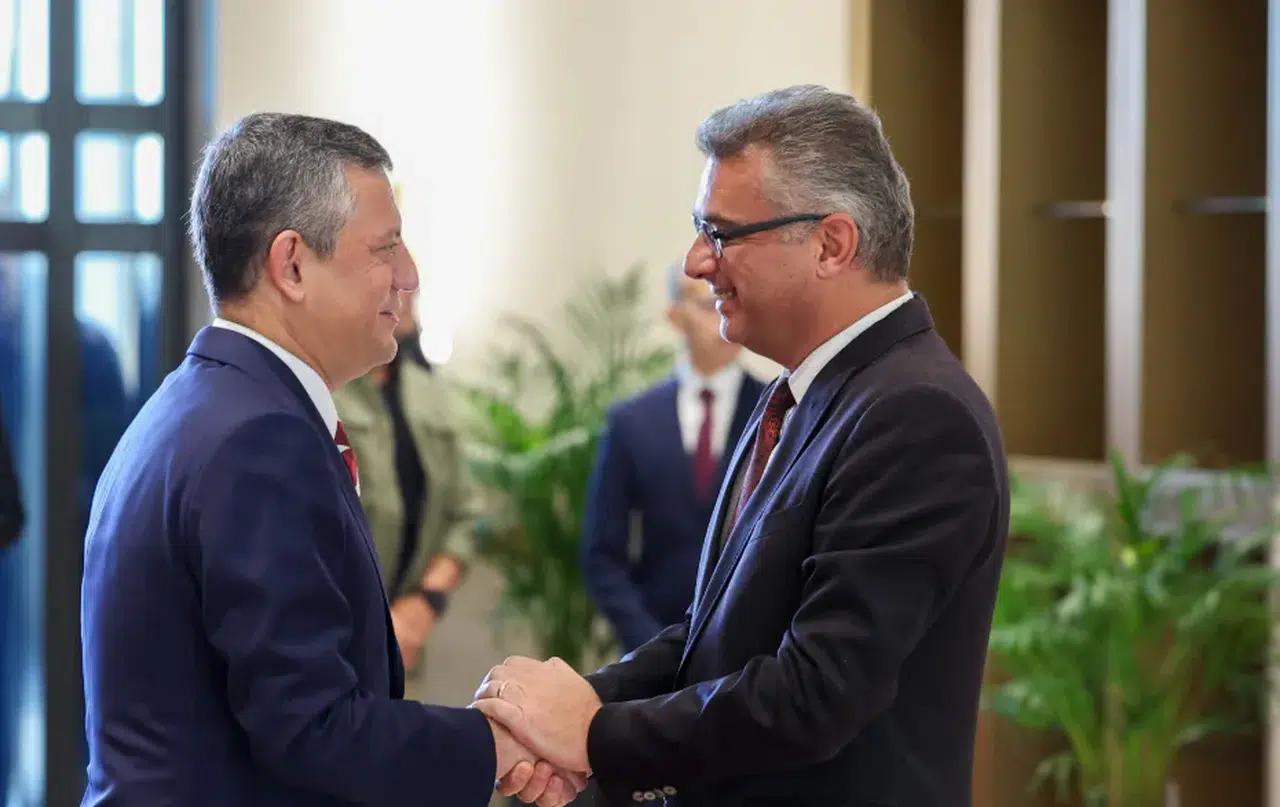 CHP Genel Başkanı Özgür Özel, KKTC Cumhurbaşkanı Tufan Erhürman ile görüştü