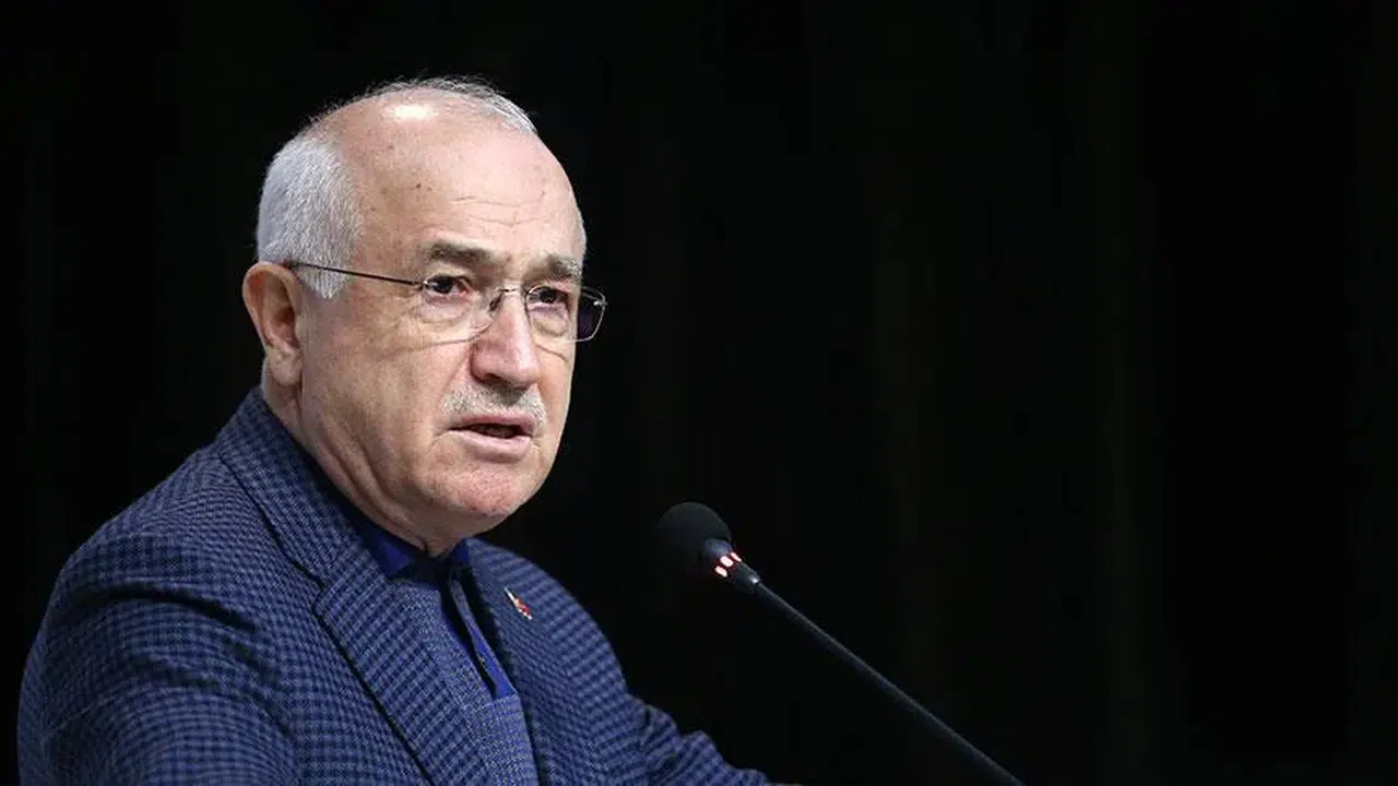 Darbe Komisyonu raporunda adı geçen Cemil Çiçek: Deli saçması hikâyeler, her gün Meclis'teyim, bana sorsalardı!