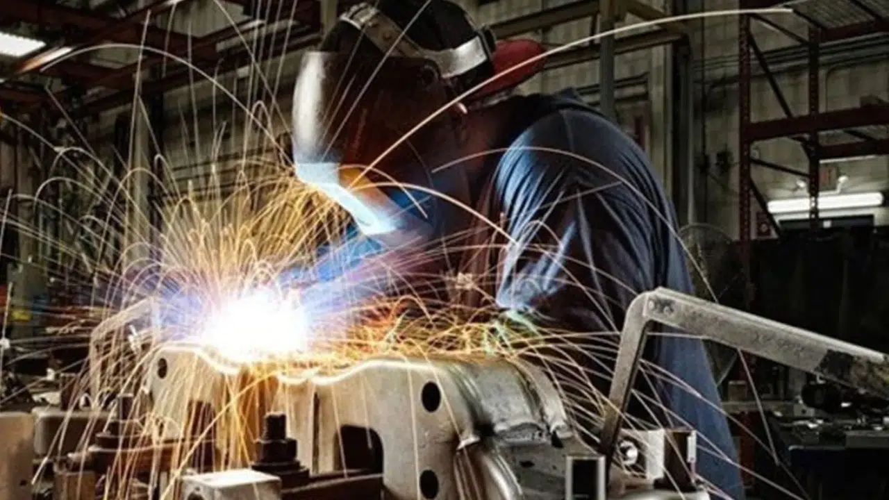 Eylül 2025'te Türkiye sanayi üretimi yıllık yüzde 2,9 arttı