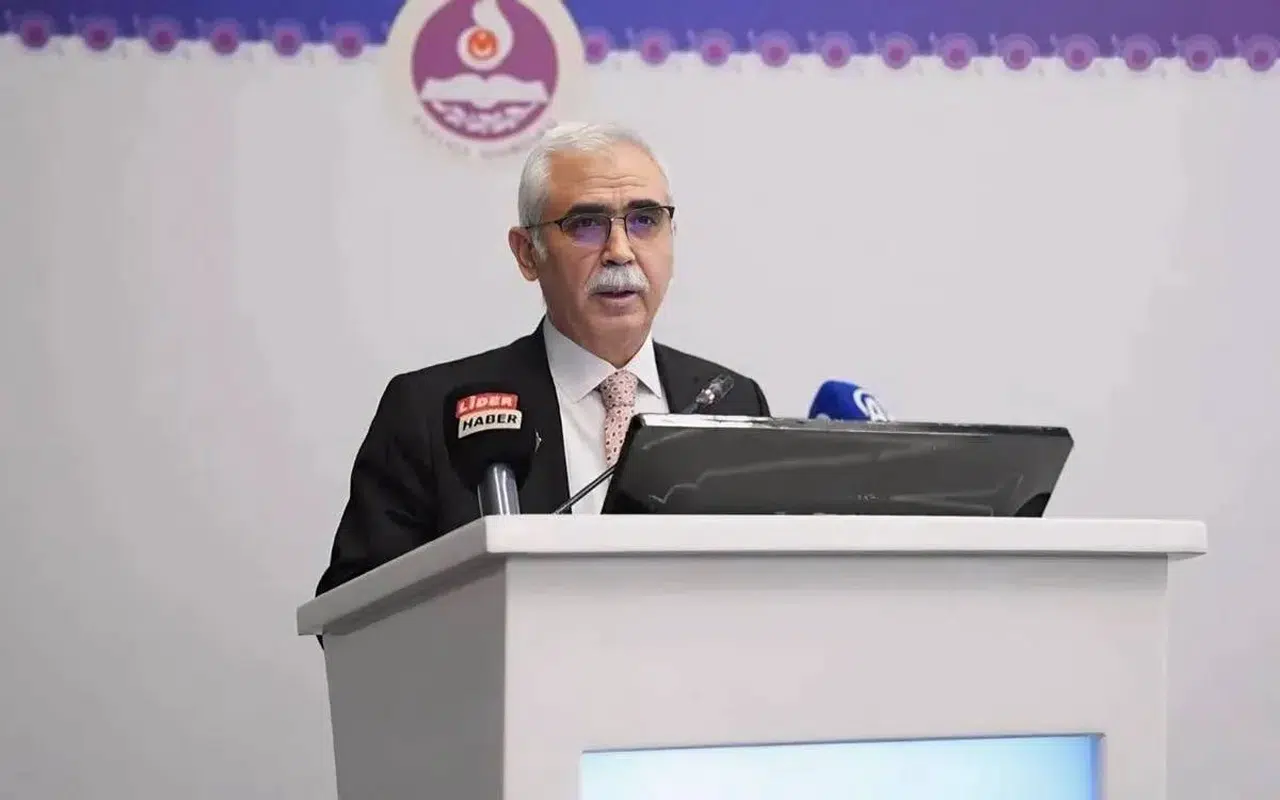 AYM Başkanı Kadir Özkaya'dan şehit askerler için başsağlığı mesajı: "Milletimizi derin üzüntüye boğdu"