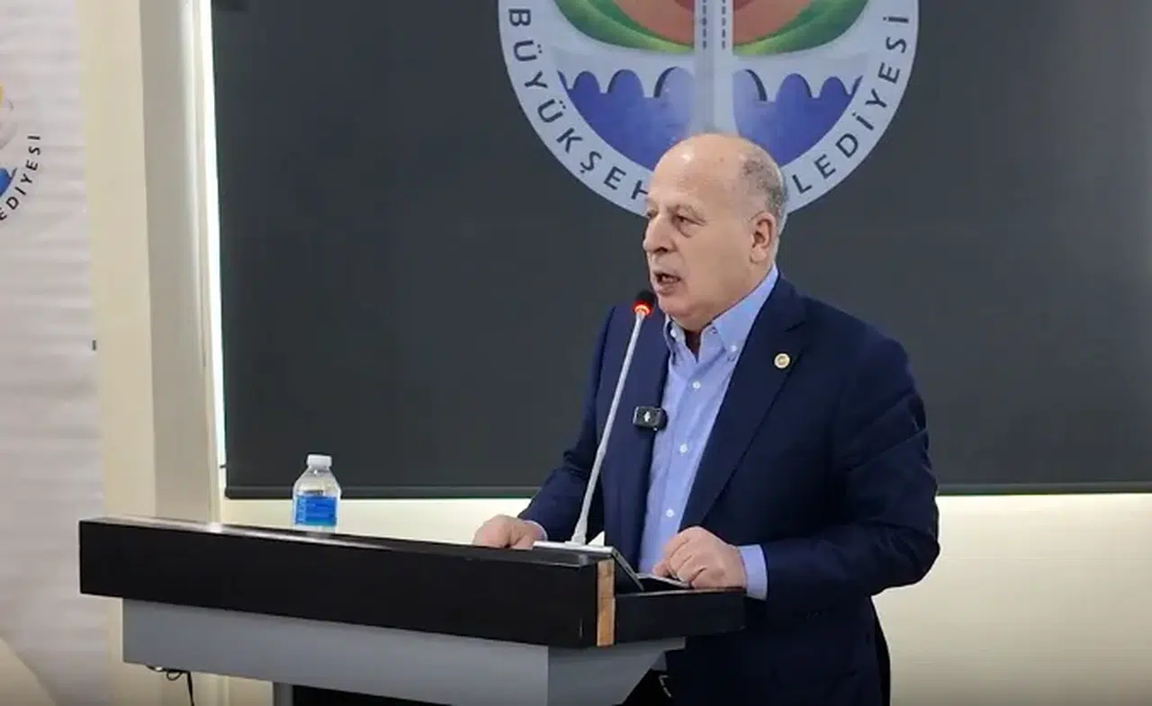 Yapay zeka, Yüreğir Belediye Başkanı Ali Demirçalı’dan özür diledi