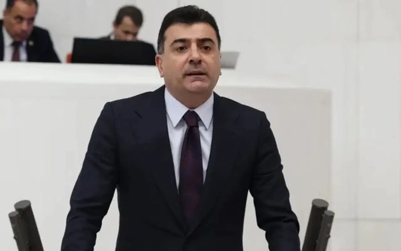 CHP'li Emre, Kırmızı et ithalatı ve fiyatlarla ilgili şeffaflık çağrısını Meclis gündemine taşıdı