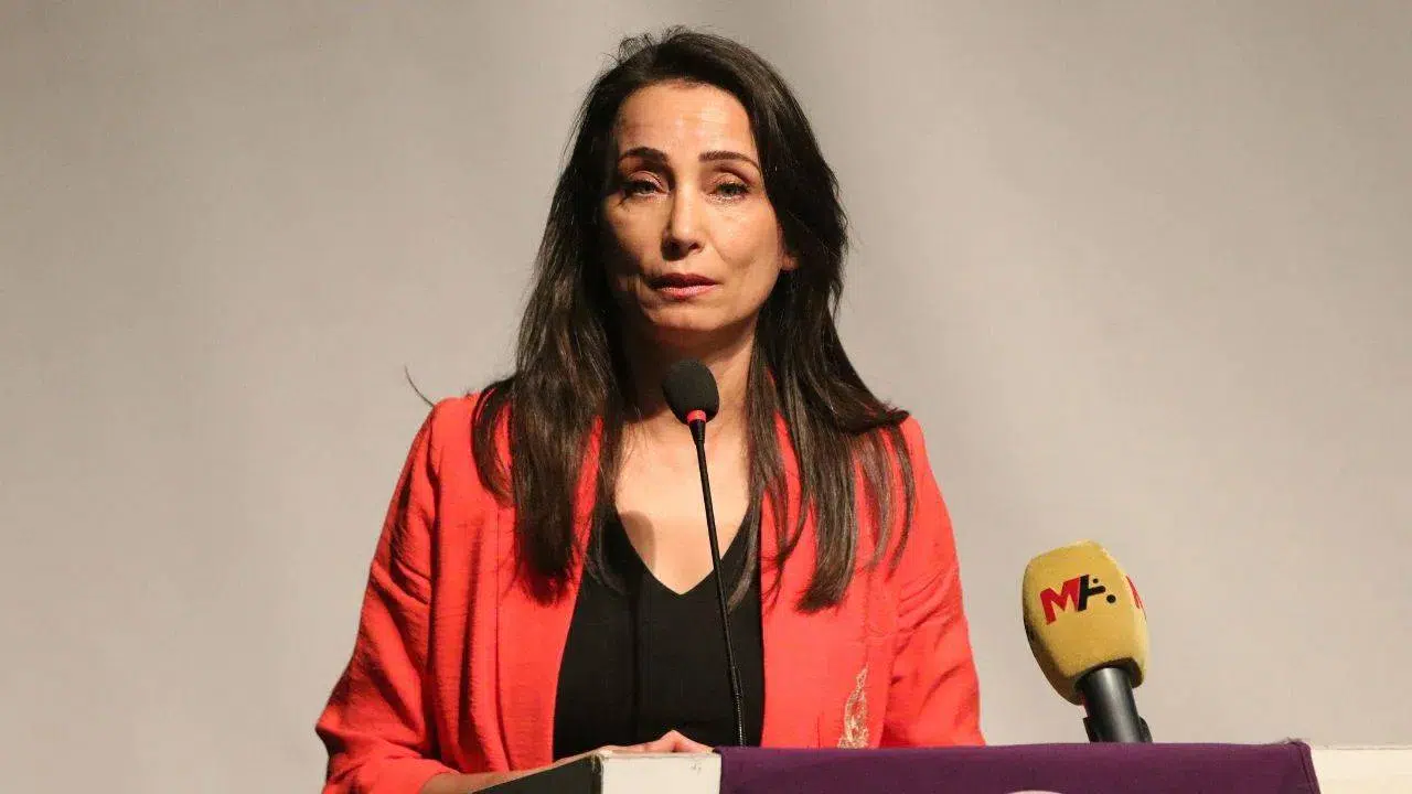 Tülay Hatimoğulları: "Bir yanımız savaş öte yanımız AKP ve MHP ittifakının erkek egemen sistemin en koyu sömürü ve baskısını üzerimizde uyguladığı bir dönem"