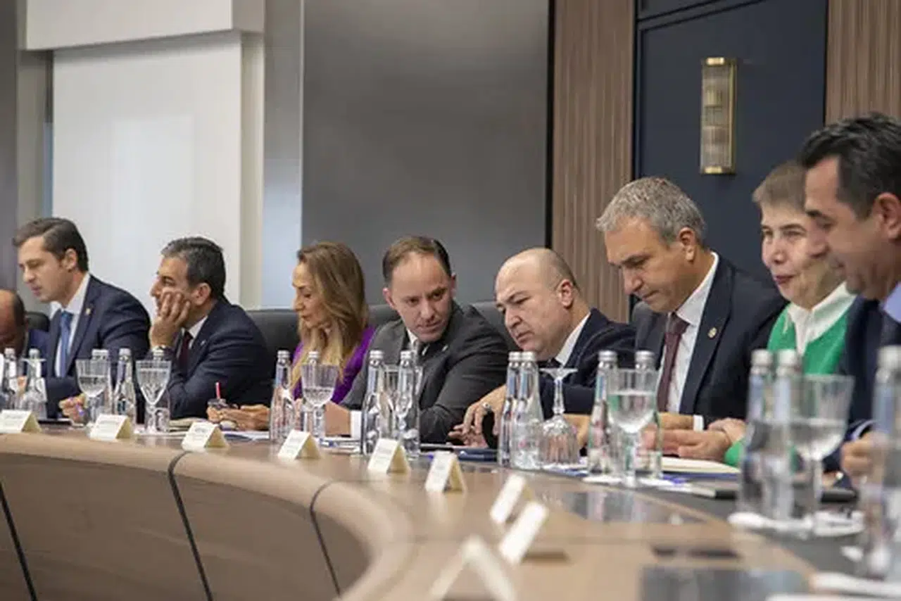 CHP MYK'da Ekrem İmamoğlu ile ilgili yapılan anketler konuşuldu