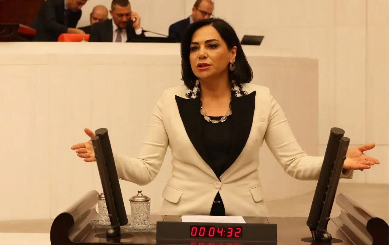 CHP 'li Candan Yüceer'in '19 Mayıs Atatürk'ü Anma Gençlik ve Spor Bayramı' mesajı