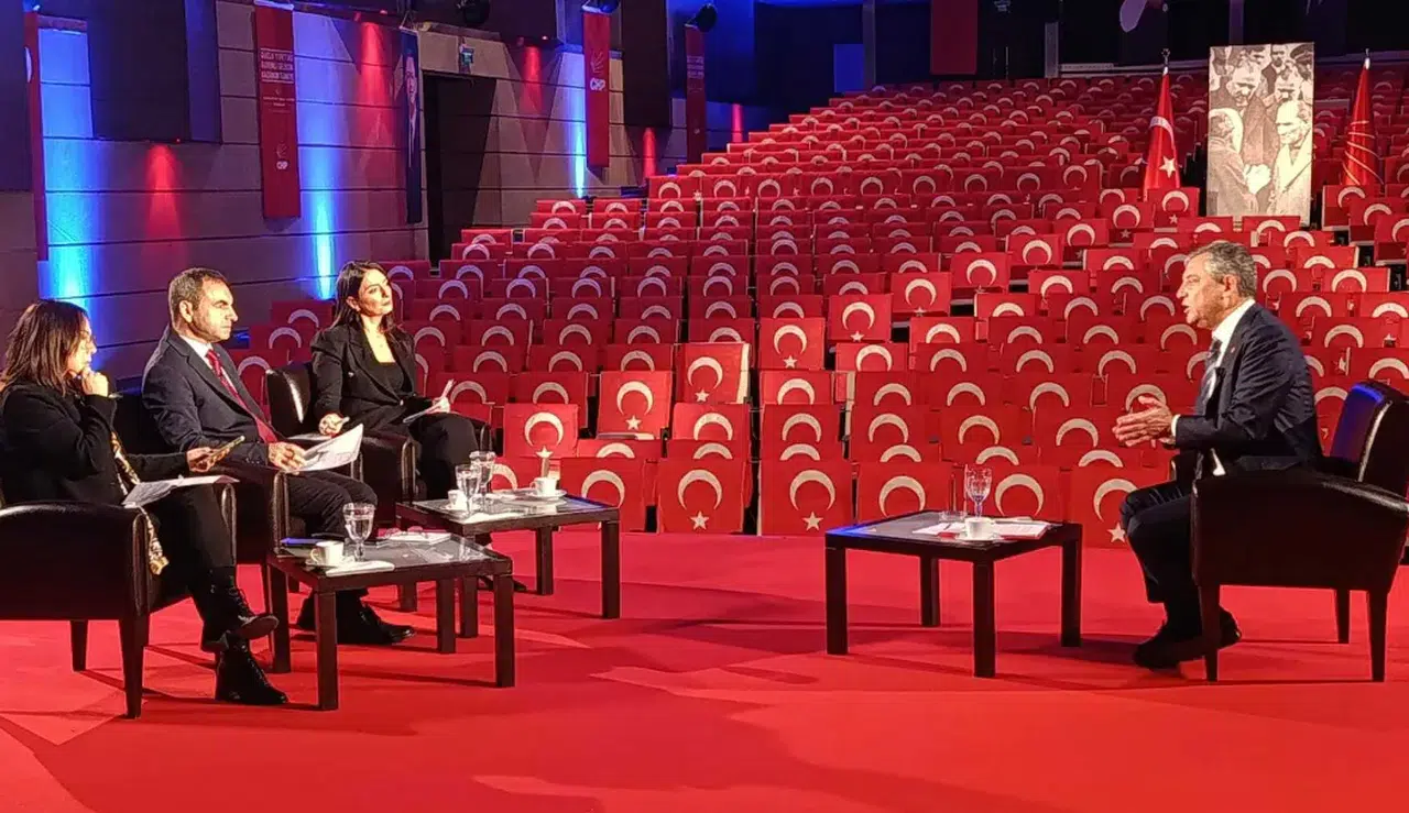 CHP lideri Özgür Özel: İmralı Heyeti salı günü CHP Genel Merkezi'ne gelecek