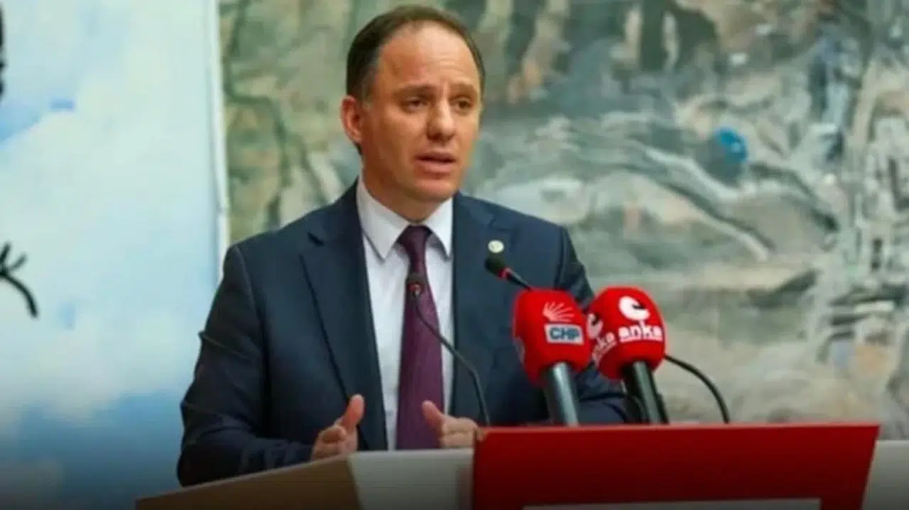 CHP'li Deniz Yavuzyılmaz: Zafer Havalimanı'nın zararı 11 ayda 300 milyon TL'ye ulaştı