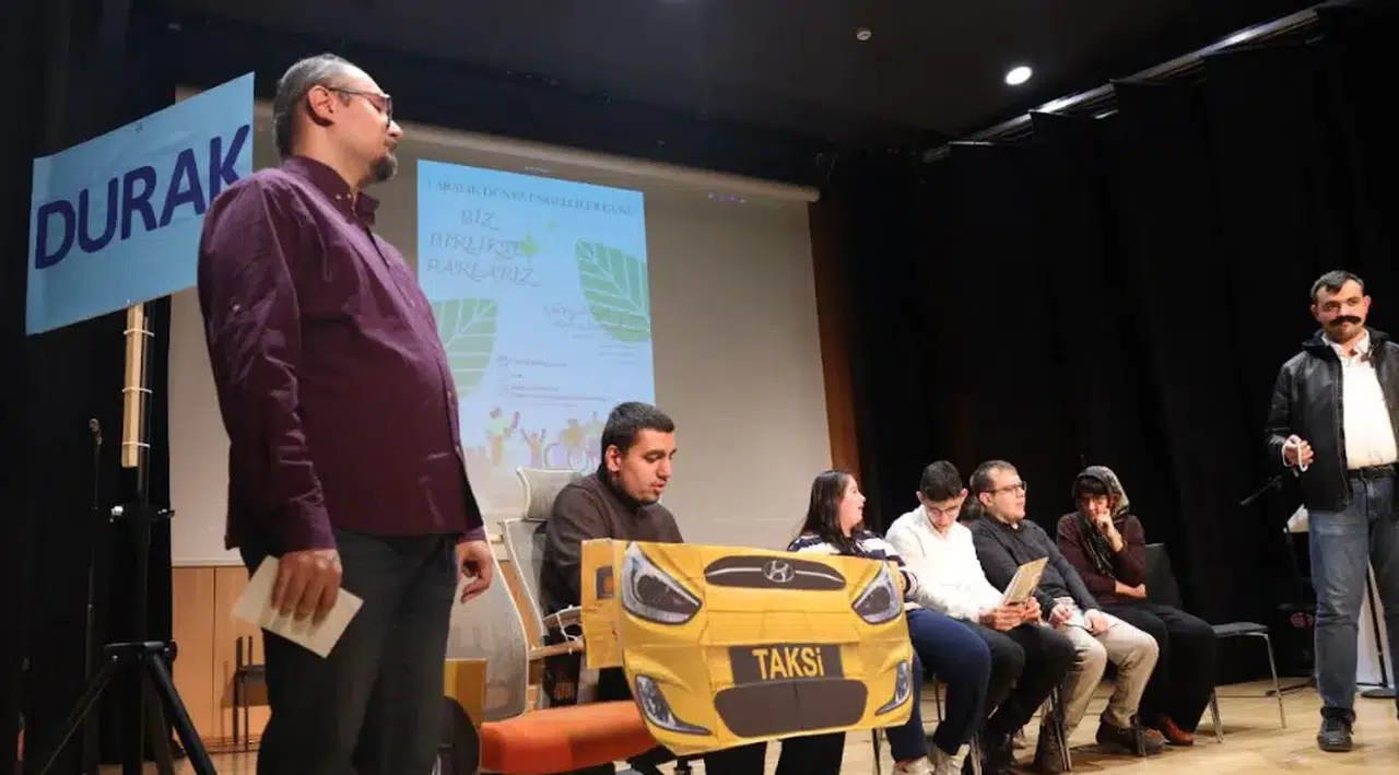 Çankaya'da Engelli Gençler, Sanat ve Dayanışma Etkinliğiyle Alkış Aldı