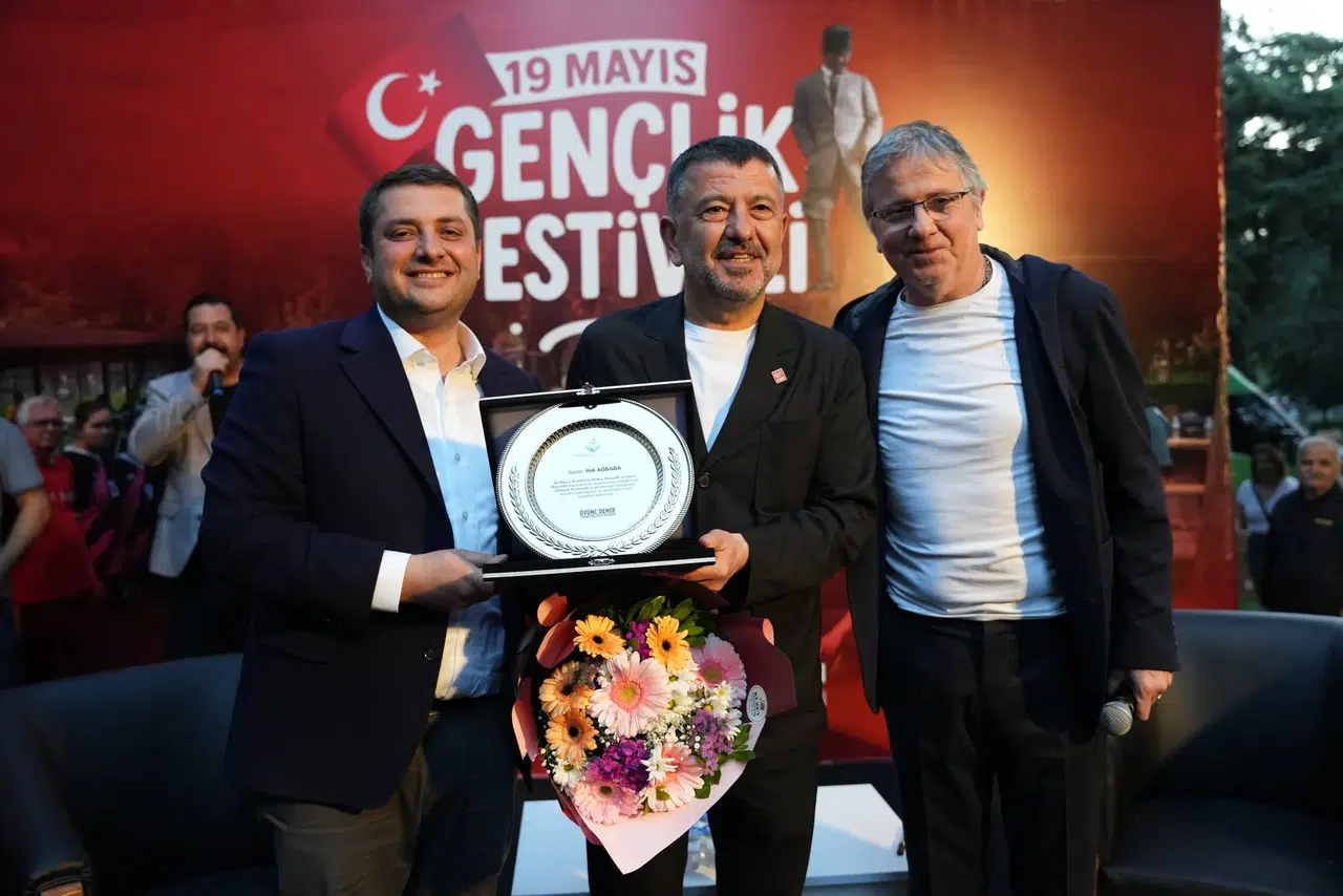 İzmir Torbalı'daki Gençlik Festivaline Yoğun İlgi