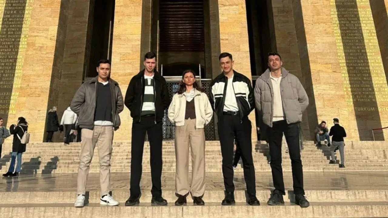 TSK’dan İhraç Edilen 4 Teğmen, Ankara Büyükşehir Belediyesi’nde Göreve Başladı