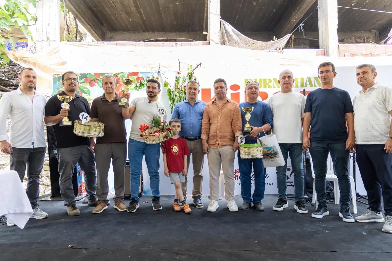 ANTALYA MANAVGAT BURMAHAN’DA İLK KEZ KİRAZ FESTİVALİ DÜZENLENDİ