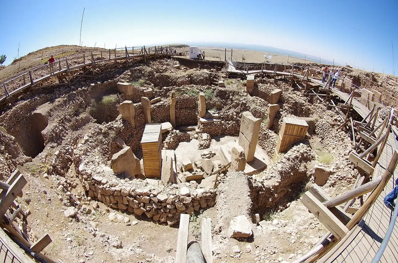 'Milat Hz. İsa'nın doğumu değil, Göbeklitepe olsaydı 12017'ye girecektik'