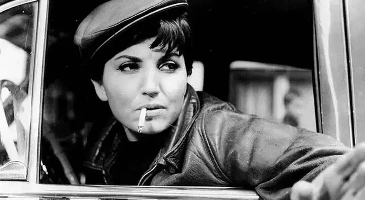 Yeşilçam'ın 'en delikanlı' yıldızıydı: Sezer Sezin hayatını kaybetti