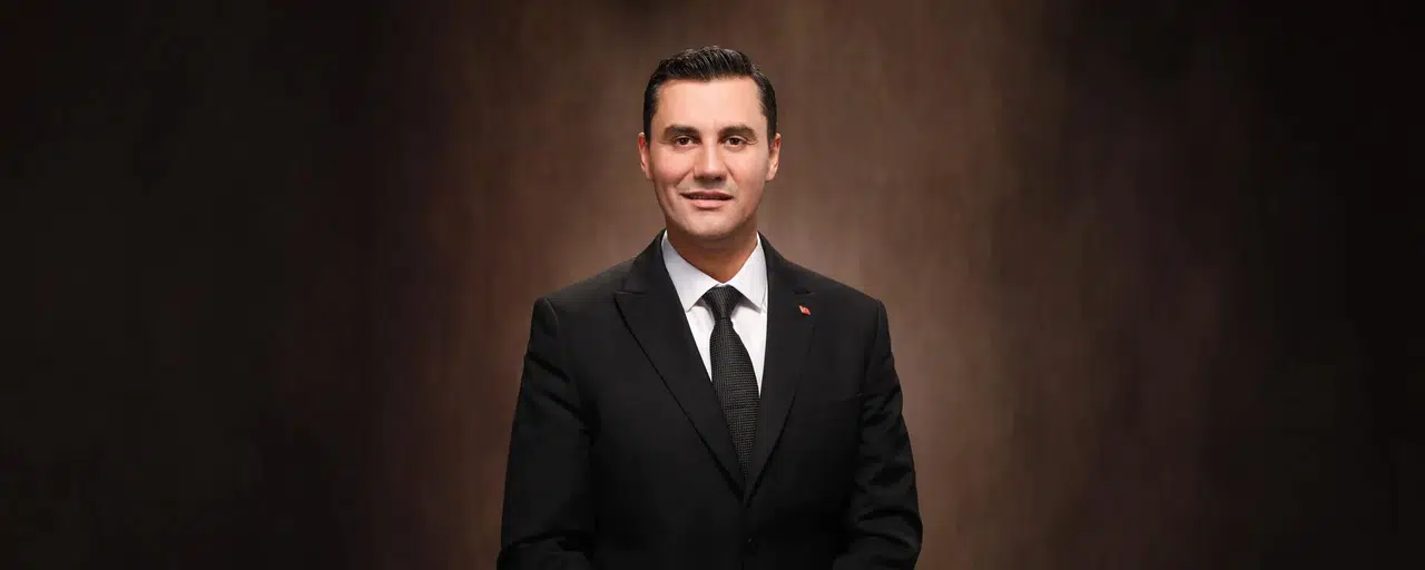 Manisa Büyükşehir Belediye Başkanı Ferdi Zeyrek Hayatını Kaybetti