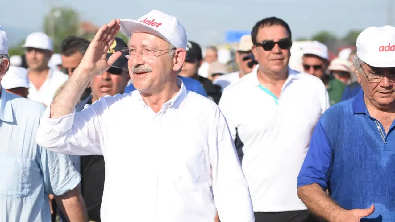 Adalet Yürüyüşü'nde bir kişi daha fenalaştı