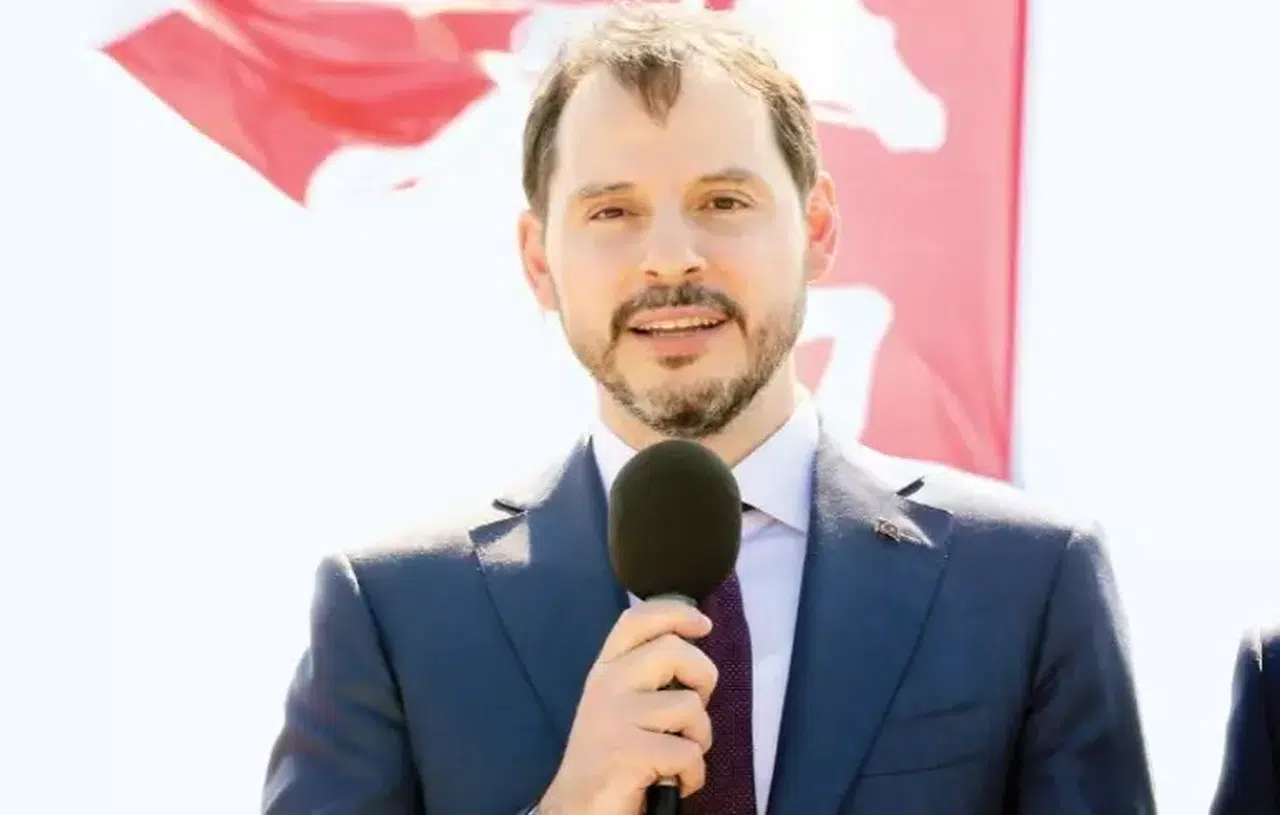 Fatih Çekirge'den Berat Albayrak yorumu:Sesinde kutsal bir görevi yerine getirmiş bir kişinin mutluluk, heyecan ve huzuru vardı...