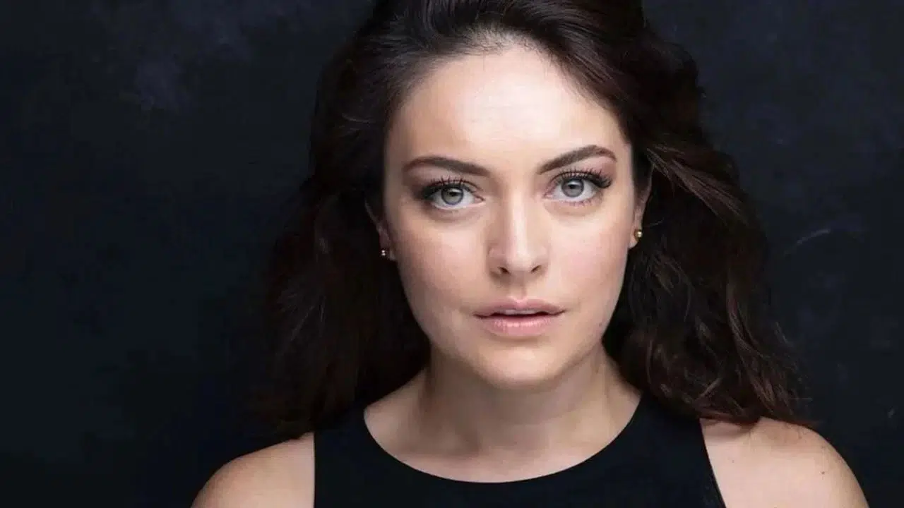 Ezgi Mola: Şişmanken başrol teklifi gelmiyor