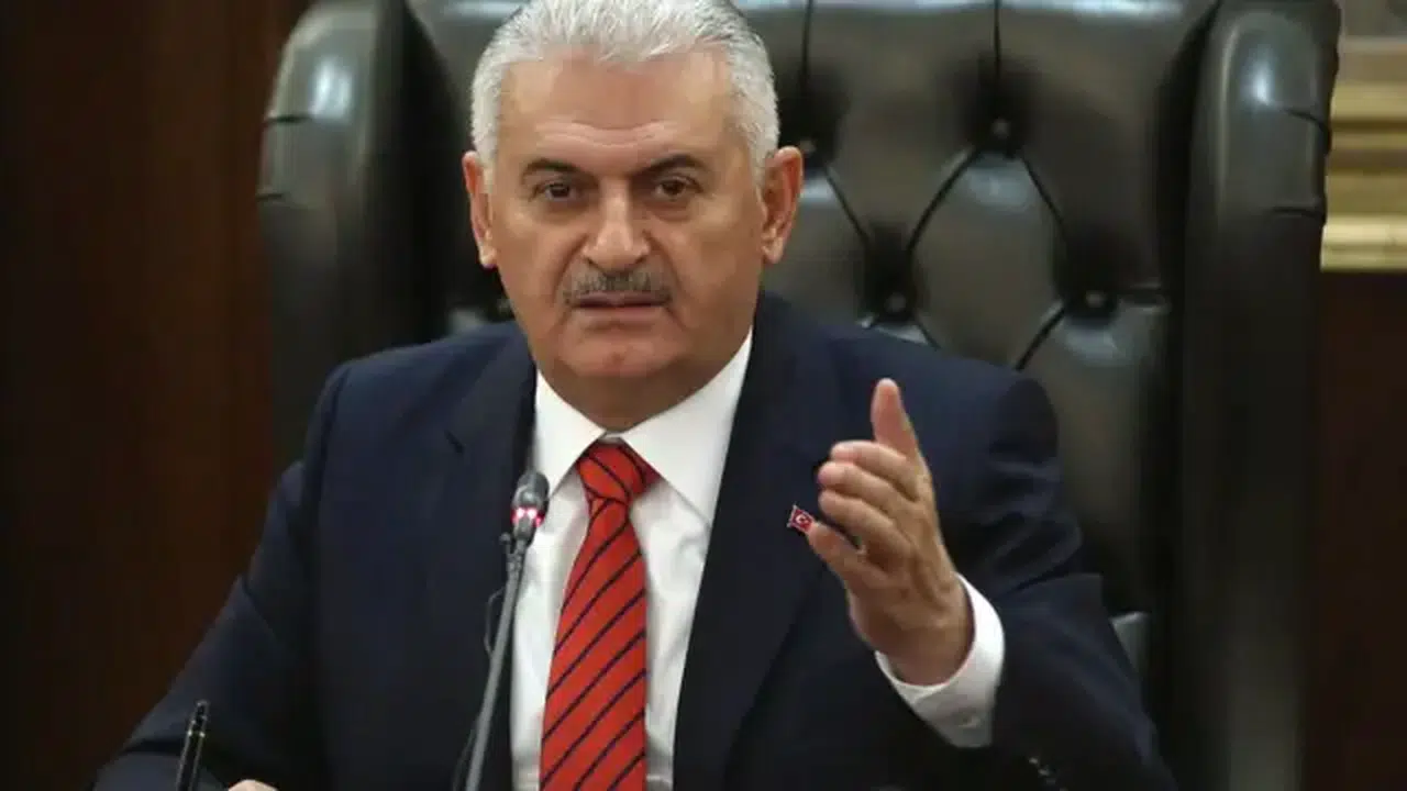 AKP'den Esad'a Zeytin Dalı: Kavga Etmemiz İçin Nedeni Yok