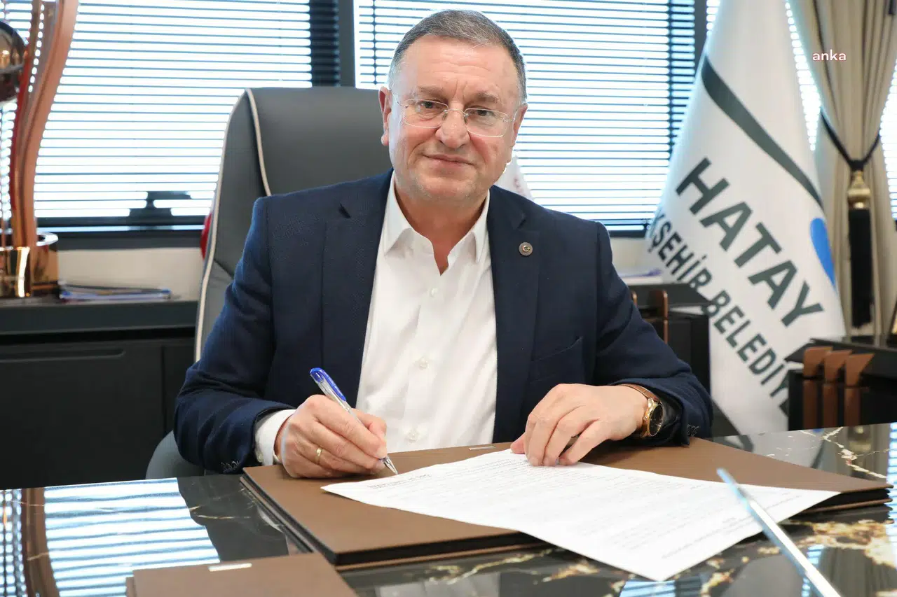 Başkan Lütfü Savaş: Çocuklarımız ve torunlarımızın geleceği için hayırlı gelecek diliyorum