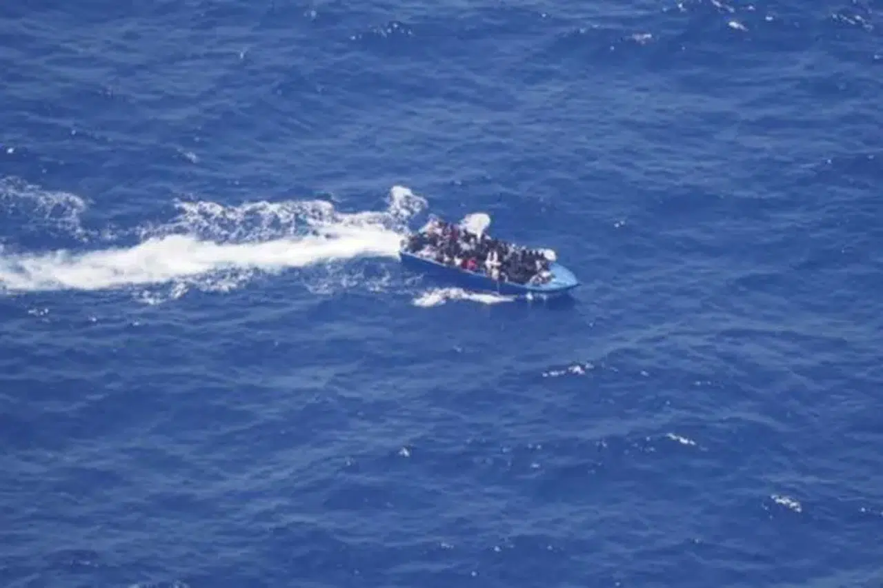 Hindistan!da bot battı: 4 ölü