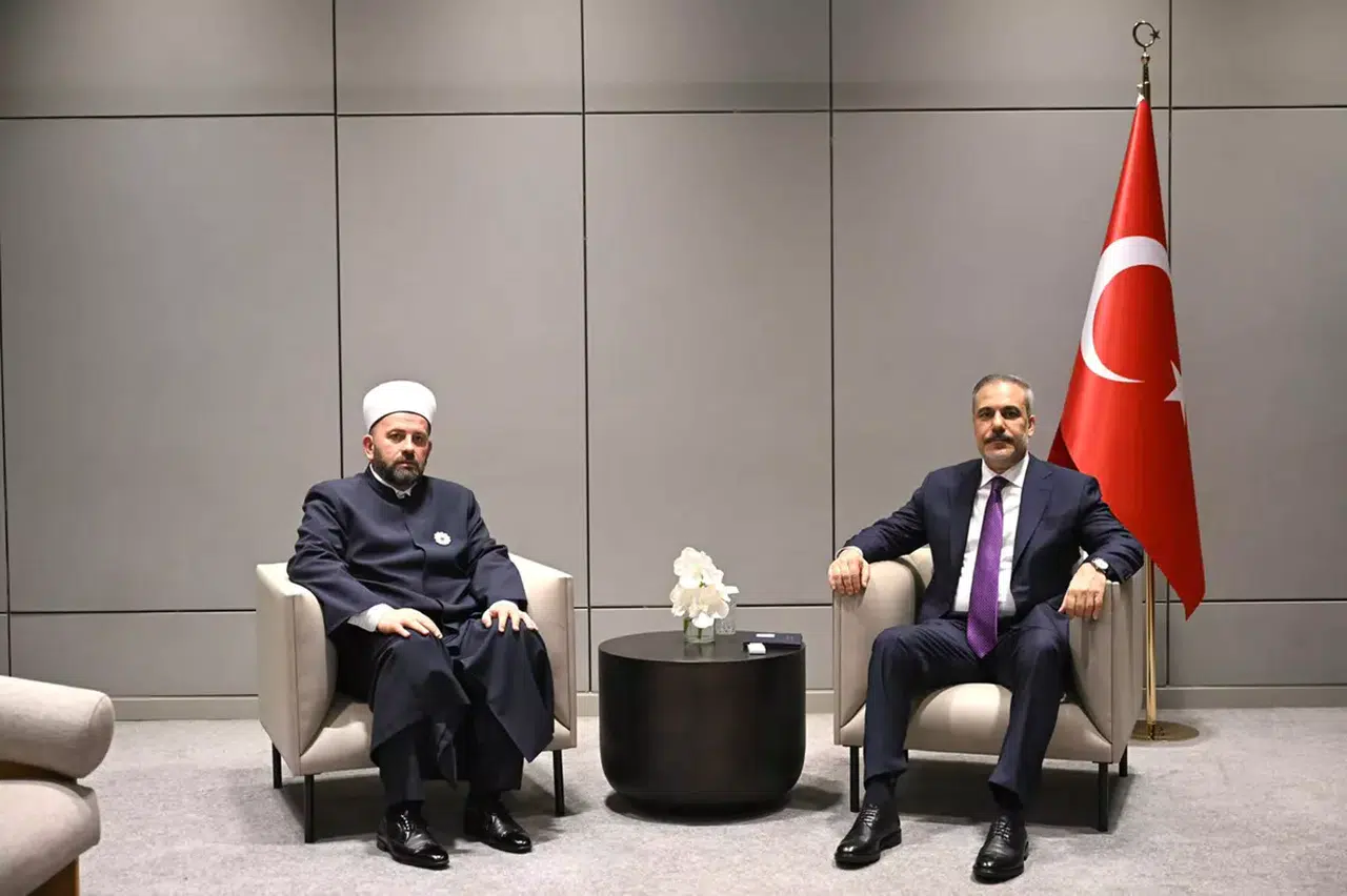 Hakan Fidan, Karadağ İslam Birliği Başkanı Feyziç ile İstanbul’da Görüştü