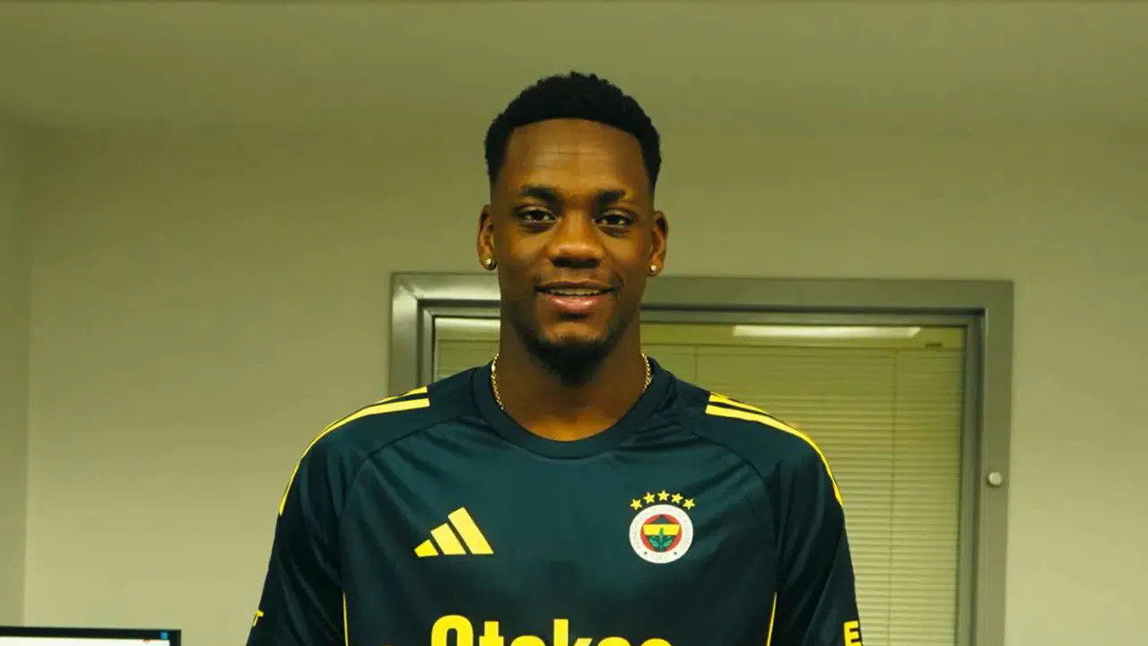 Jhon Duran Fırtınası! İlk Maçında 2 Gol, Fenerbahçe’de Yeni Golcü Doğdu mu?